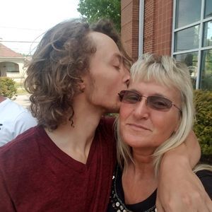 Meet your Posher, Cole